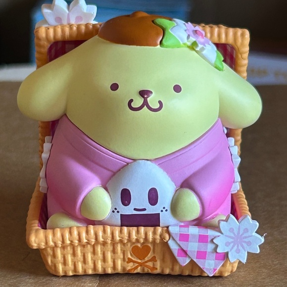 Tokidoki Cherry Blossoms Pompompurin Sanrio Blind Box Figure - Picture 1 of 8